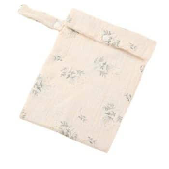 נרתיק טיטולים פרחוני